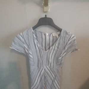 Jessica Simpson maturnity top